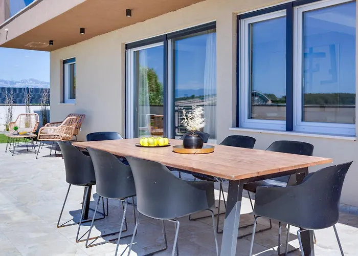 Vila Sea Gem - Beachfront With Heated Pool, *