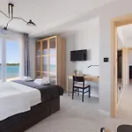 Sea Gem - Beachfront With Heated Pool, Villa *