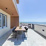 Sea Gem - Beachfront With Heated Pool, Villa